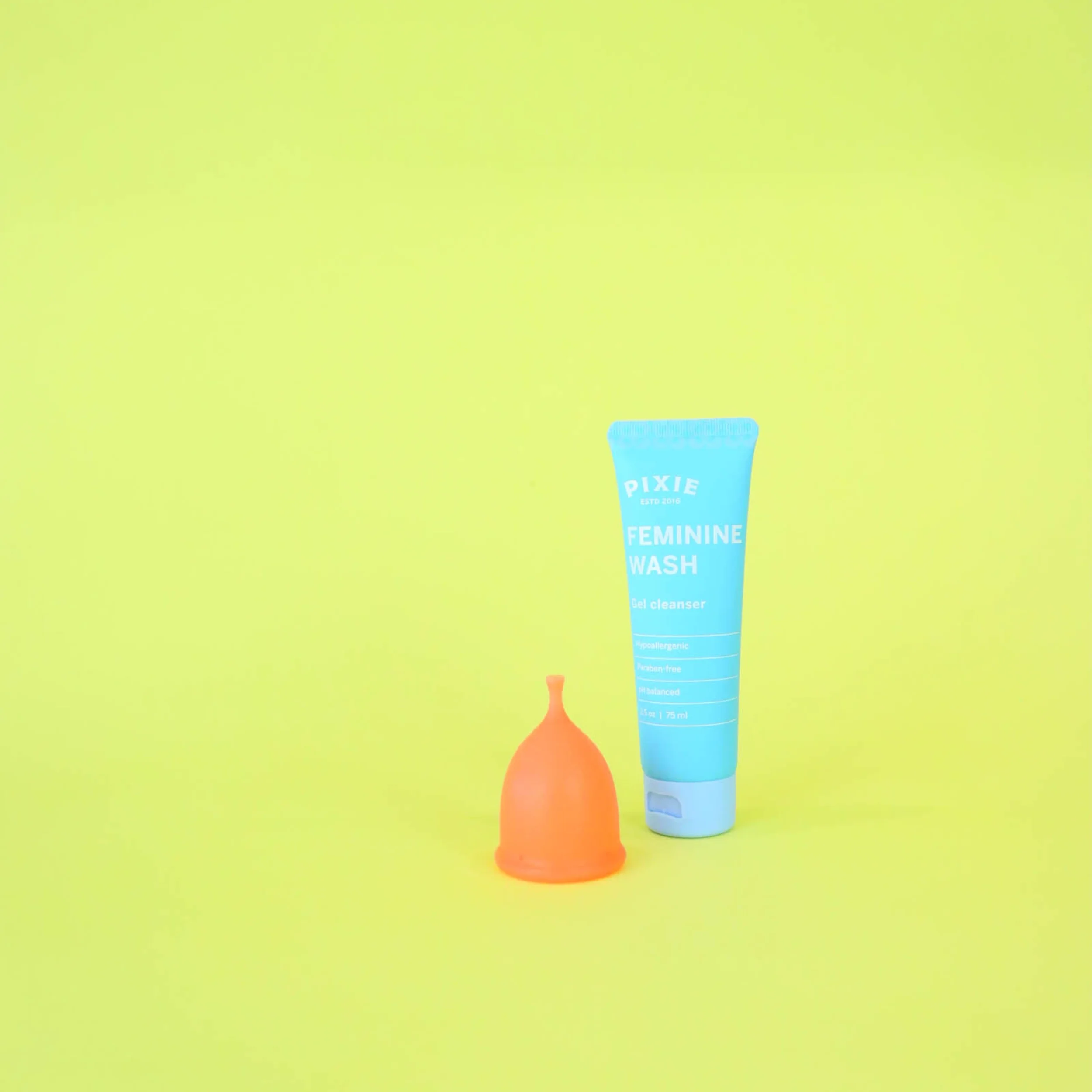 Period Cup & Applicator Kit - Image 4